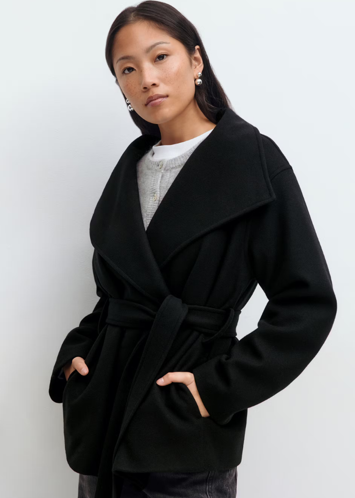 Kurze Jacke mit hohem Kragen