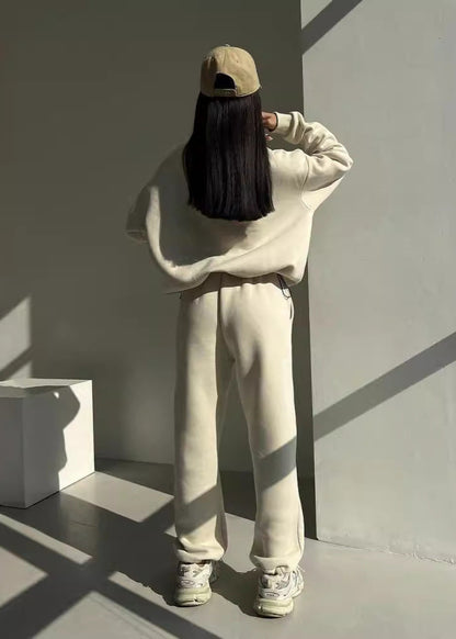 Ensemble streetwear Y2K