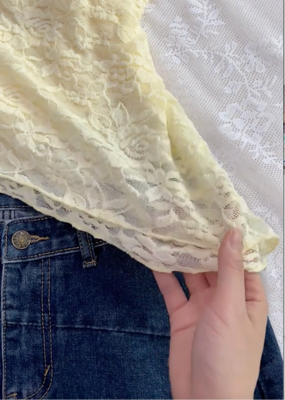 Haut à col incliné