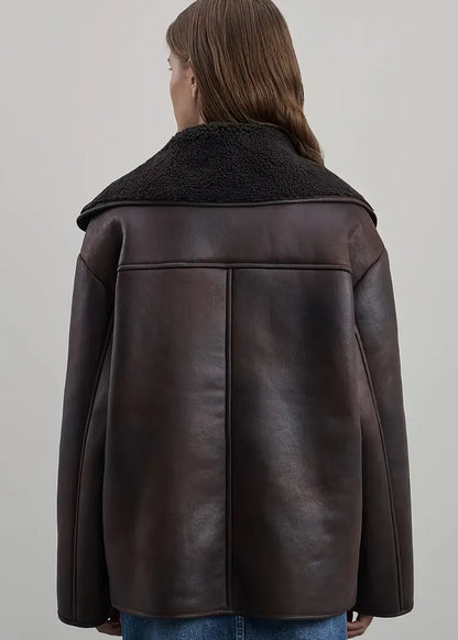 Lange Jacke mit lederähnlicher Optik